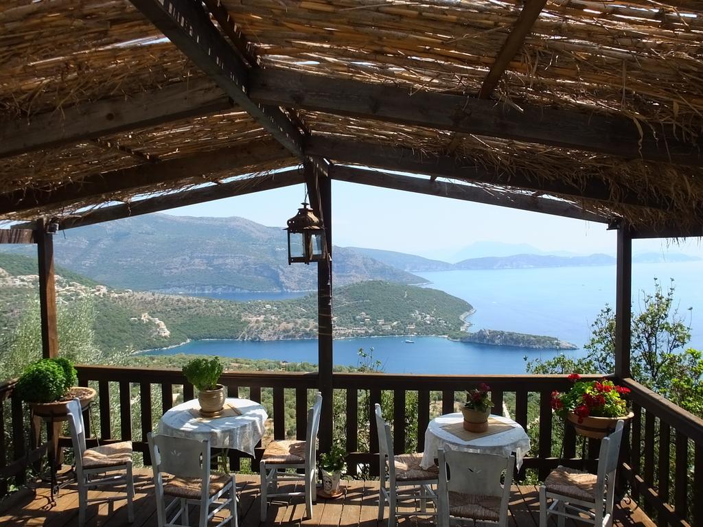 Arethousa Villas Sivota  Bilik gambar